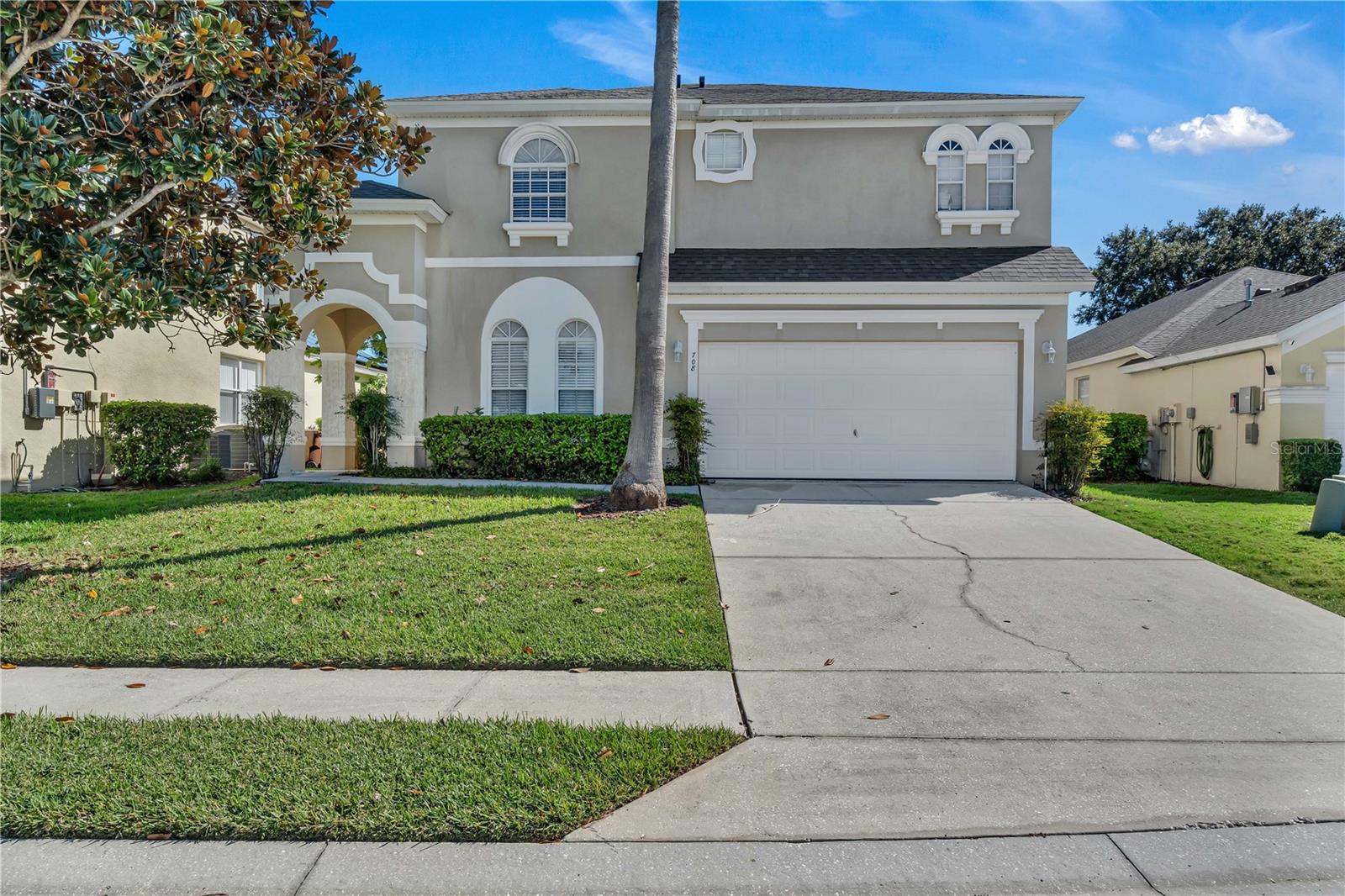 CALABAY PARC AT TOWER LAKE - Residential