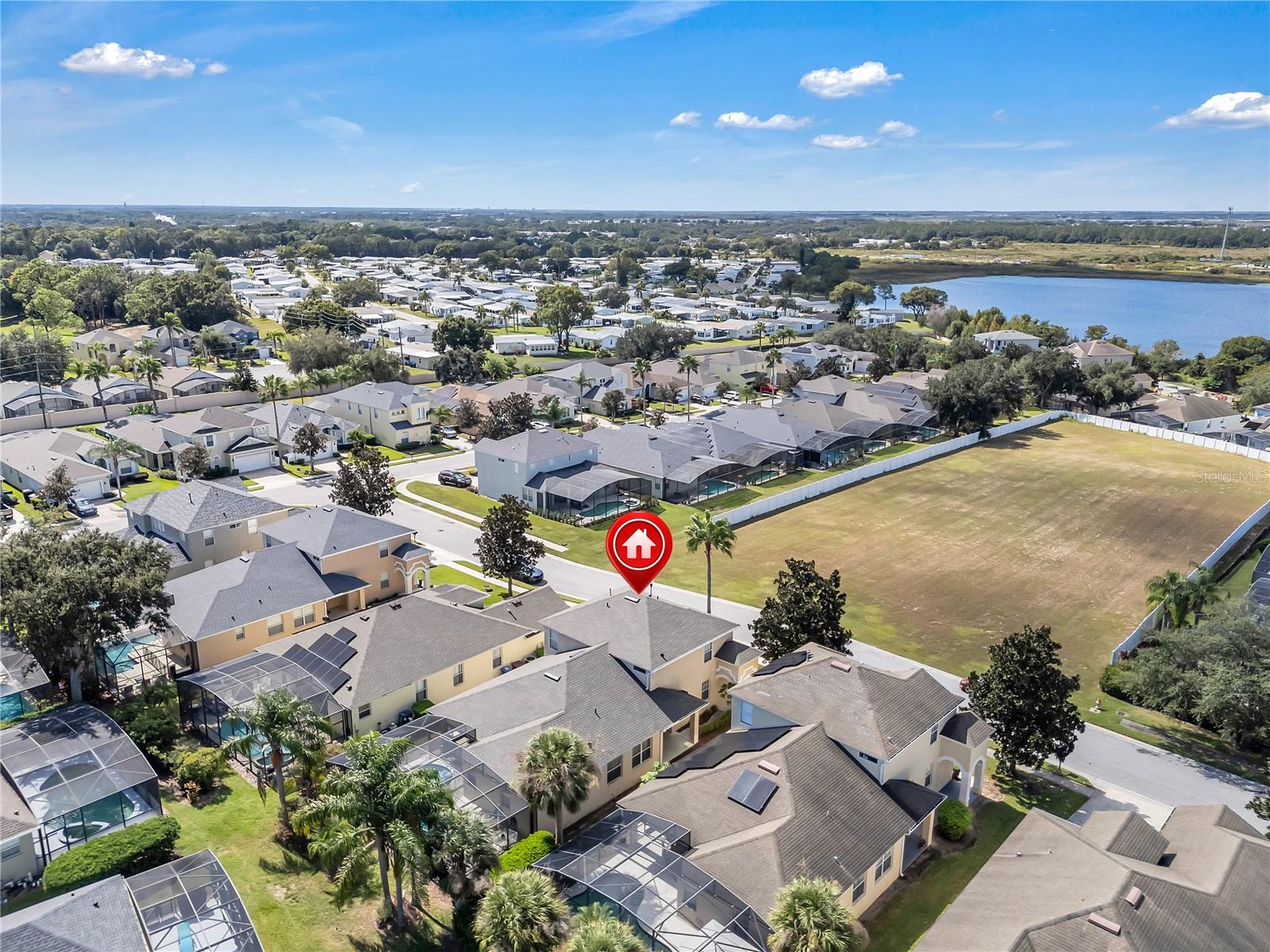 CALABAY PARC AT TOWER LAKE - Residential