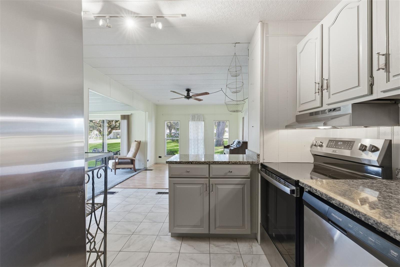 GREEN HILLS ESTATES - Residential