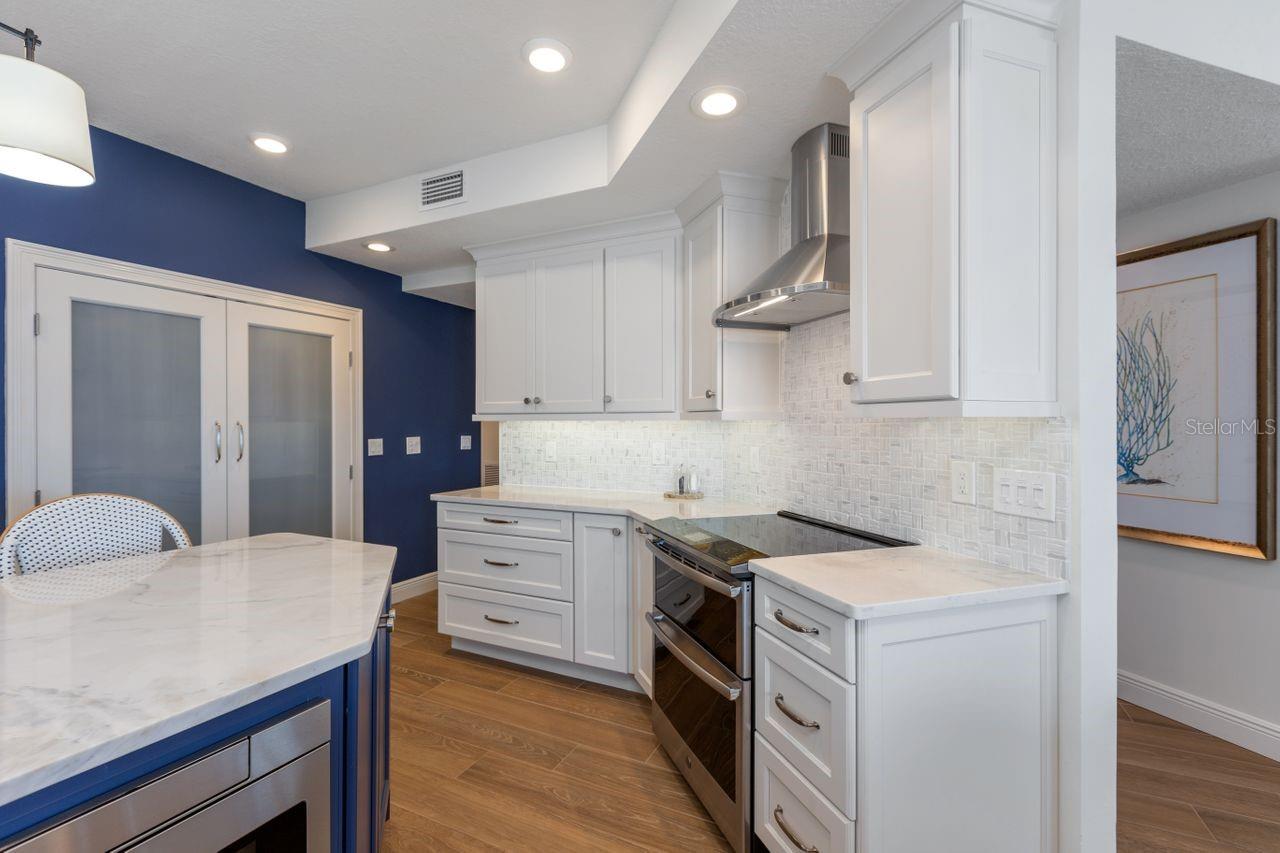 Kingston Tower Condo - Residential