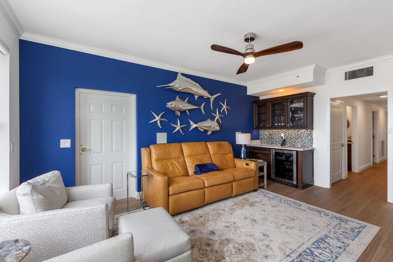 Kingston Tower Condo - Residential