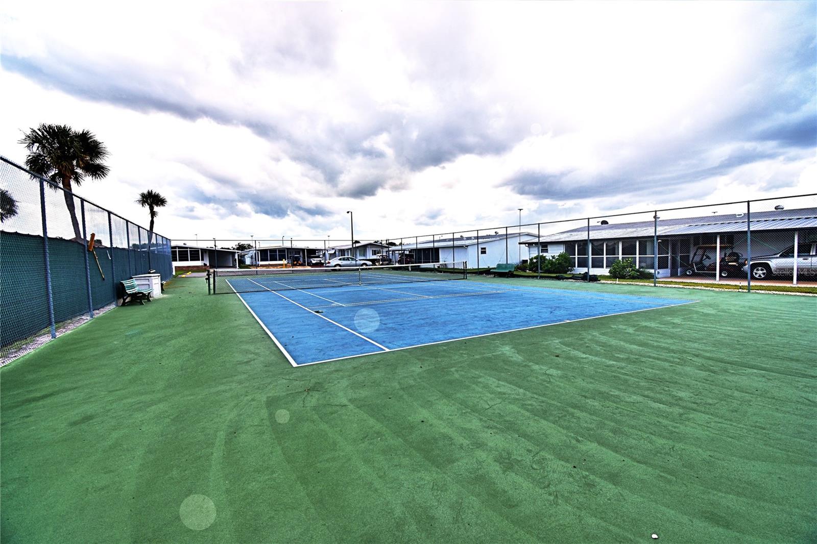 OAKWOOD ESTATES - Residential