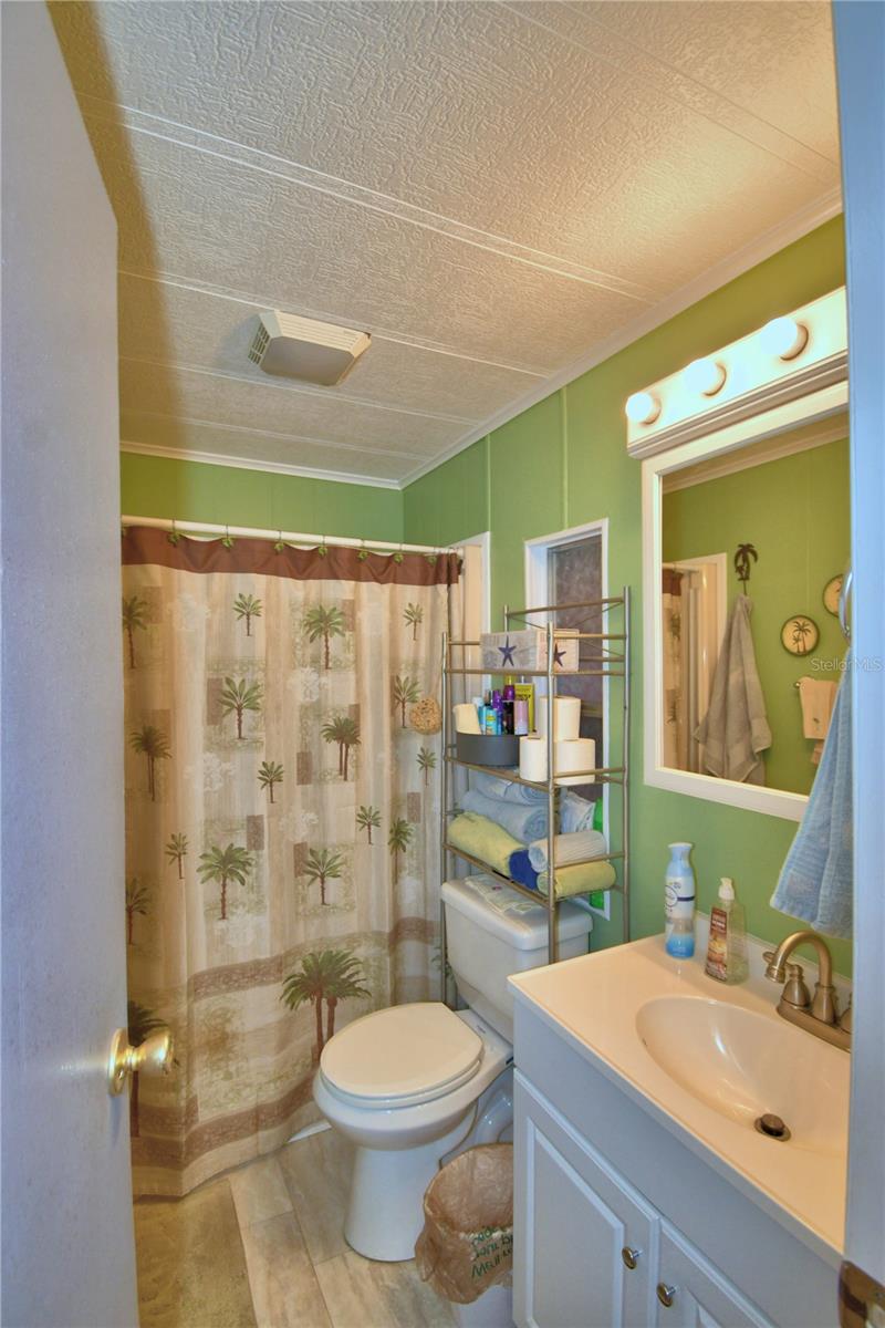 OAKWOOD ESTATES - Residential