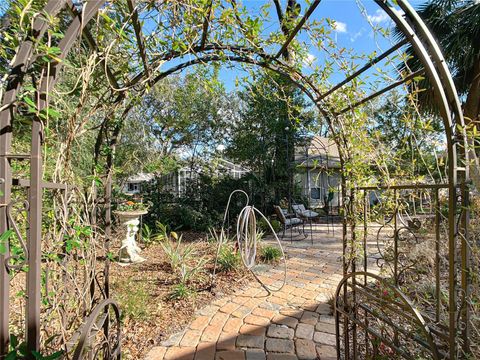 A home in DUNNELLON