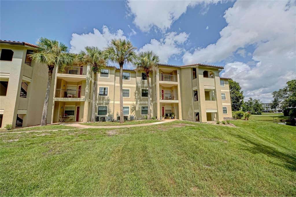 Photo of 3038 Parkway Boulevard #305, Kissimmee, FL 34747 (MLS # O6434962)