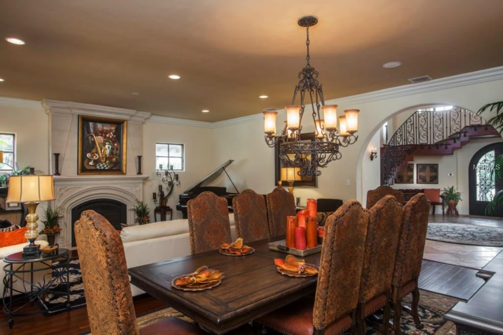 DAVIS ISLANDS REP - Residential