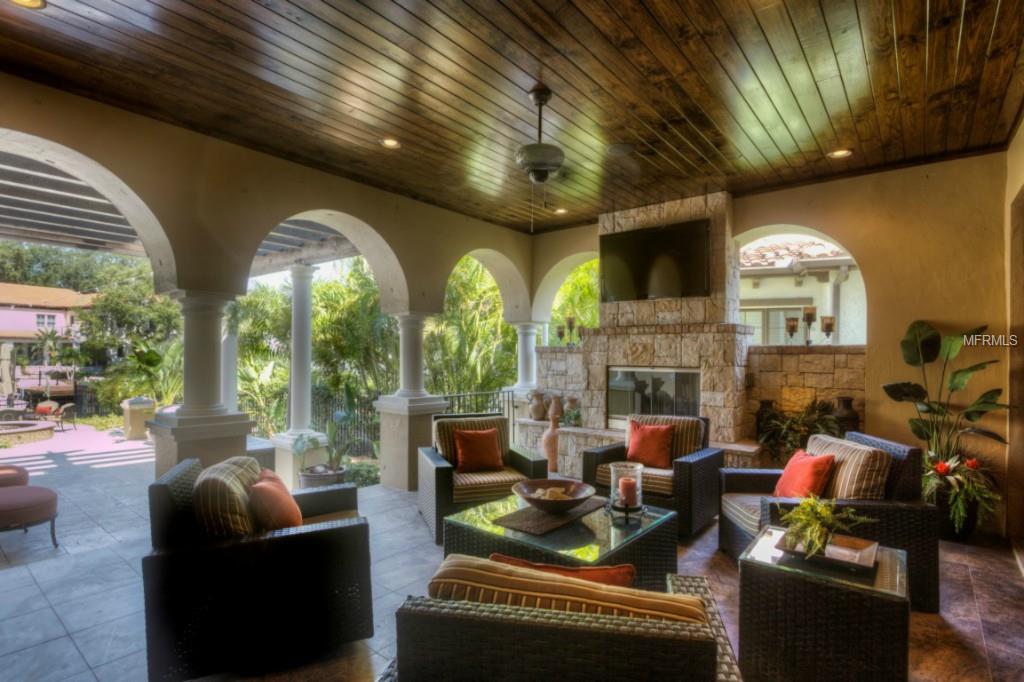 DAVIS ISLANDS REP - Residential