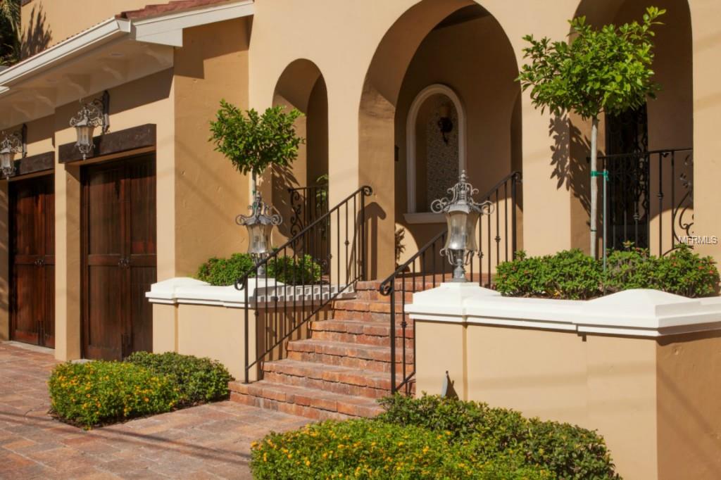 DAVIS ISLANDS REP - Residential