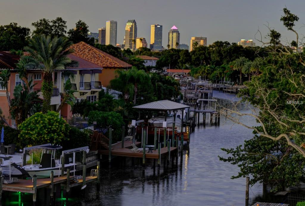 DAVIS ISLANDS REP - Residential