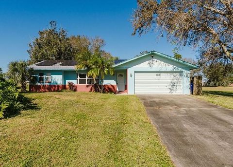 A home in SEBRING