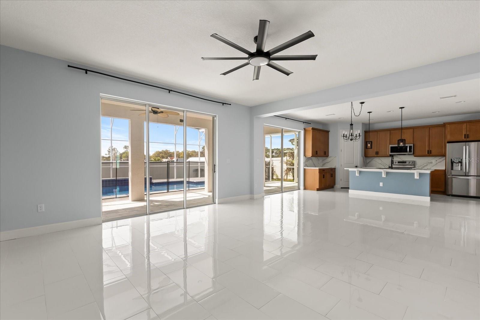 WATERS EDGE PH XII - Residential