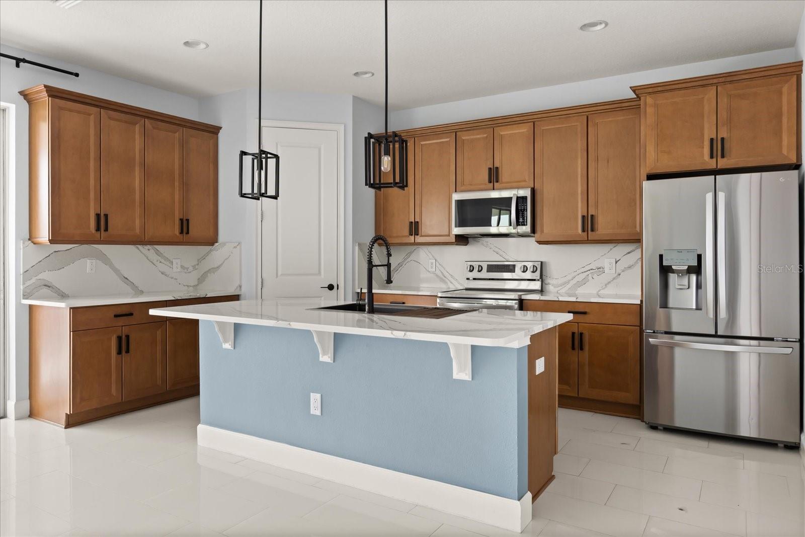 WATERS EDGE PH XII - Residential