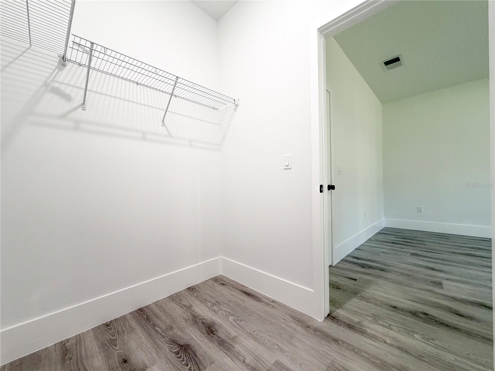 CITRUS SPGS UNIT 04 - Residential
