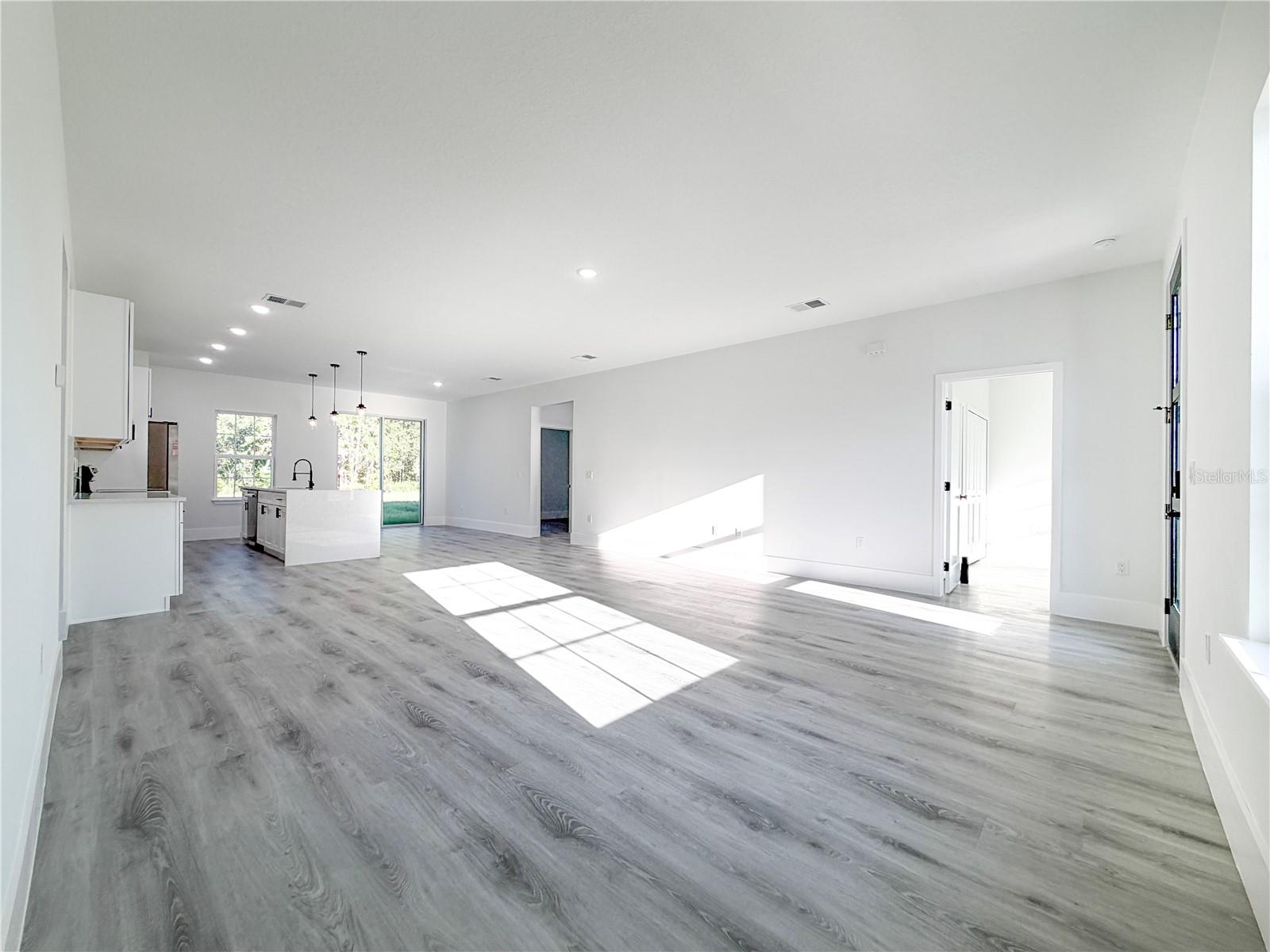 CITRUS SPGS UNIT 04 - Residential