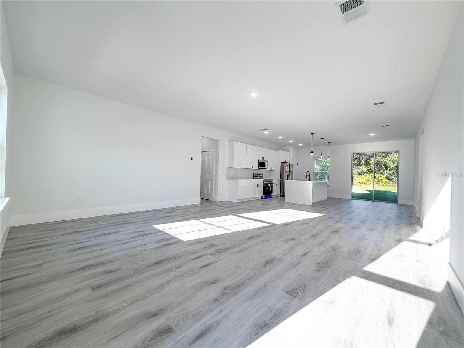 CITRUS SPGS UNIT 04 - Residential