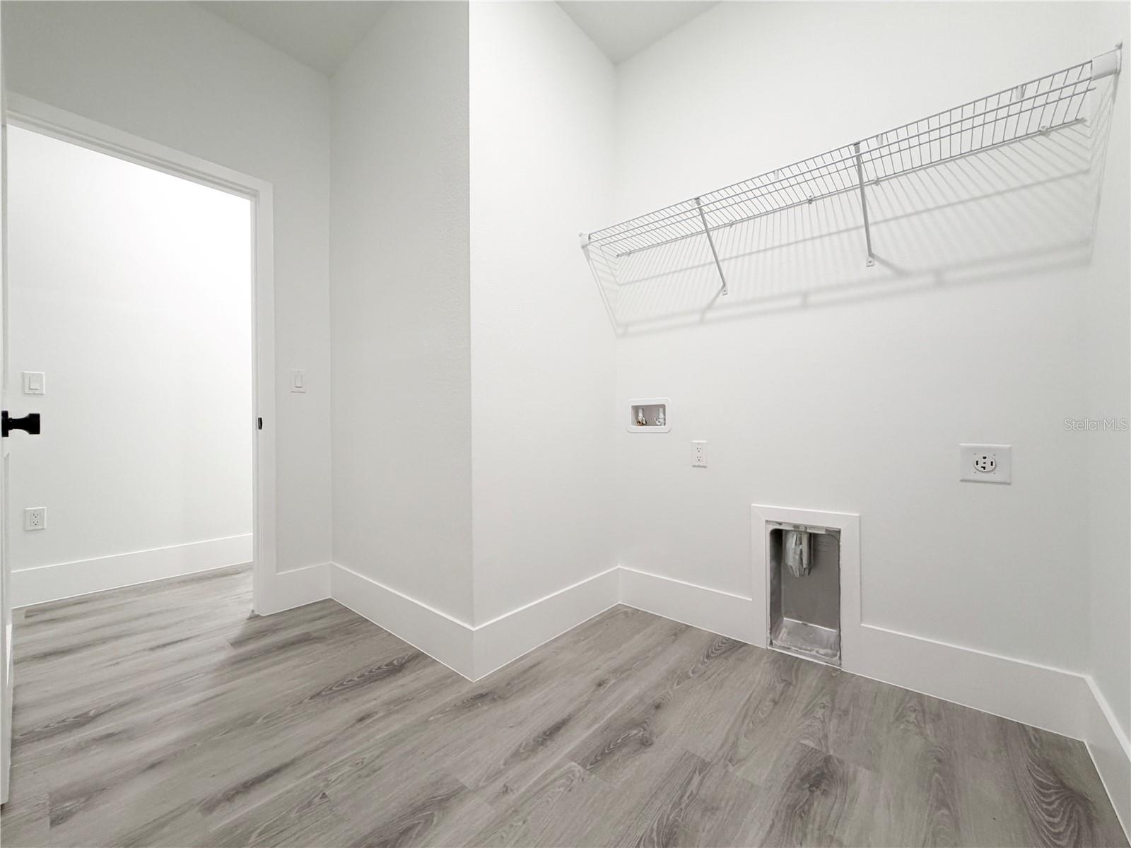 CITRUS SPGS UNIT 04 - Residential