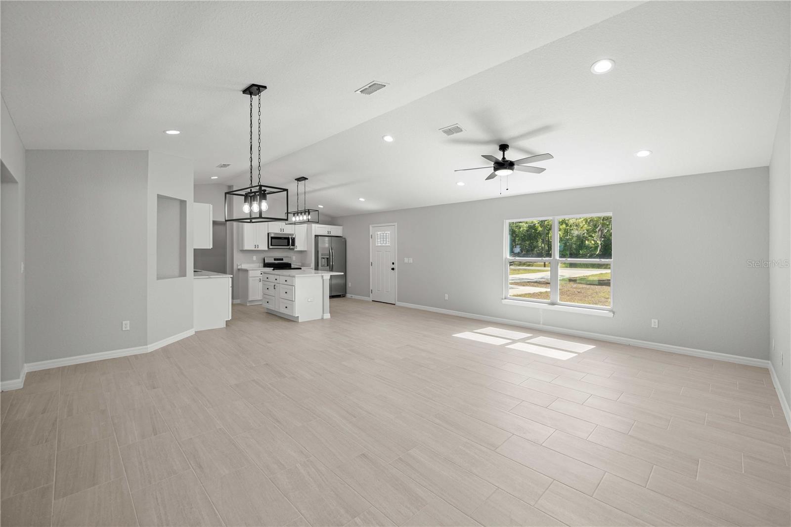 RAINBOW ACRES - Residential