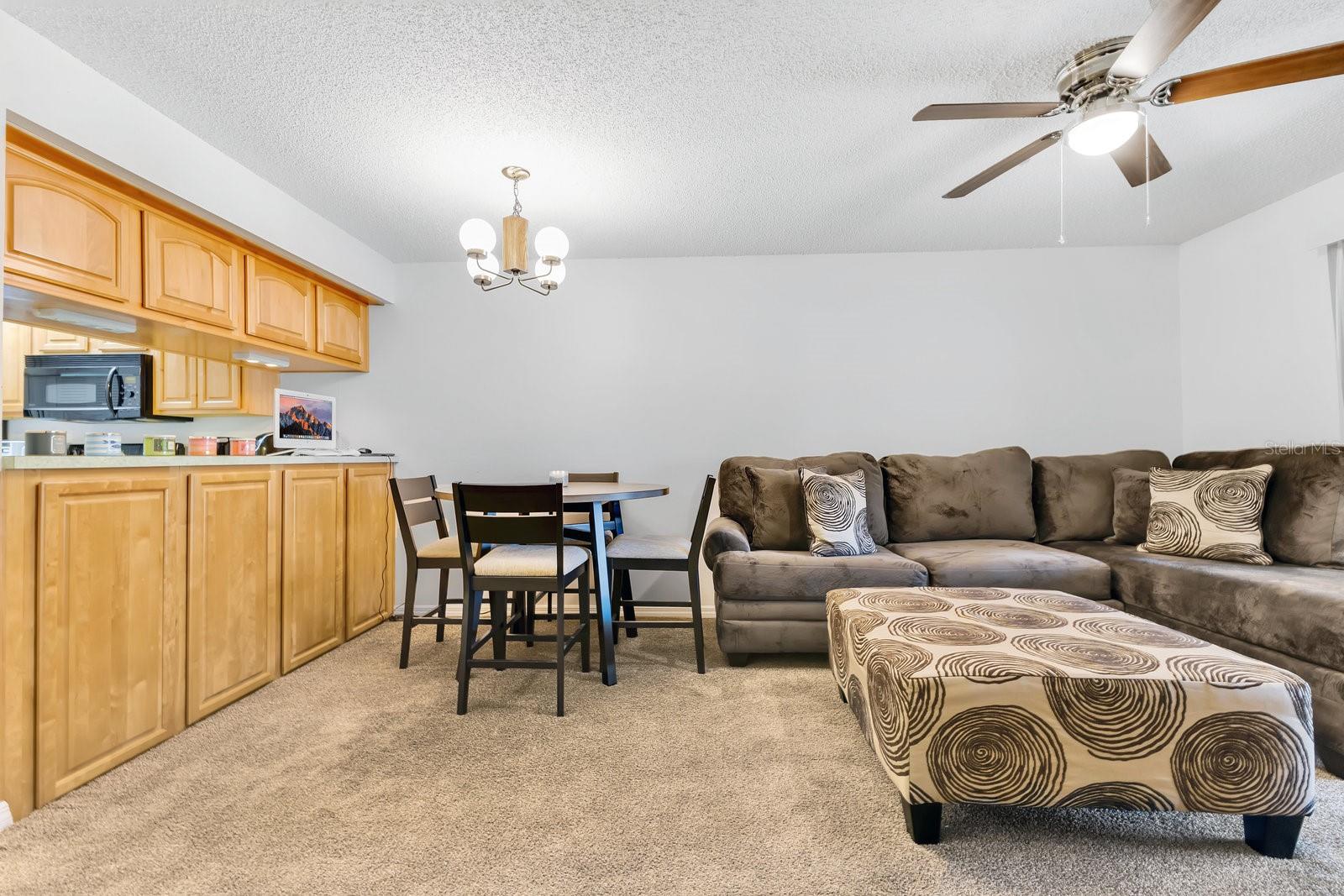 3059 SIR HAMILTON CIRCLE 9