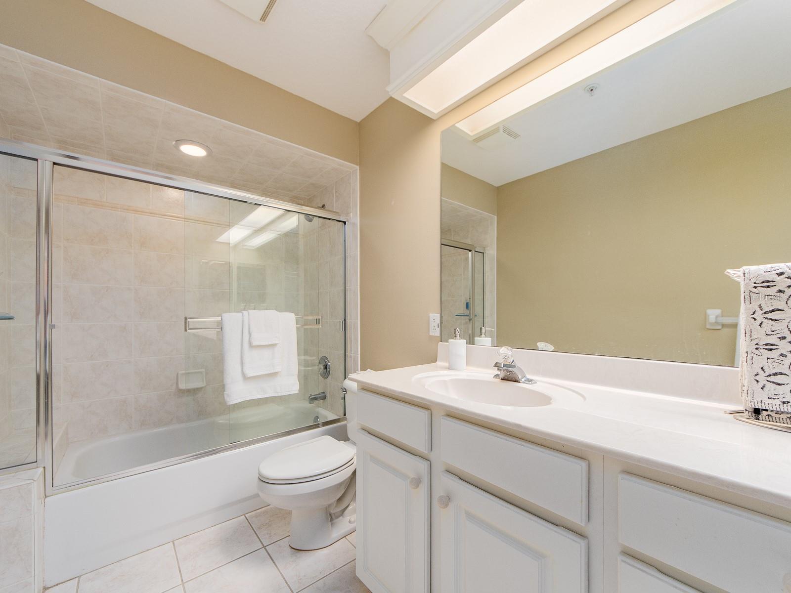 TIDES VILLAGE - YACHT - Residential