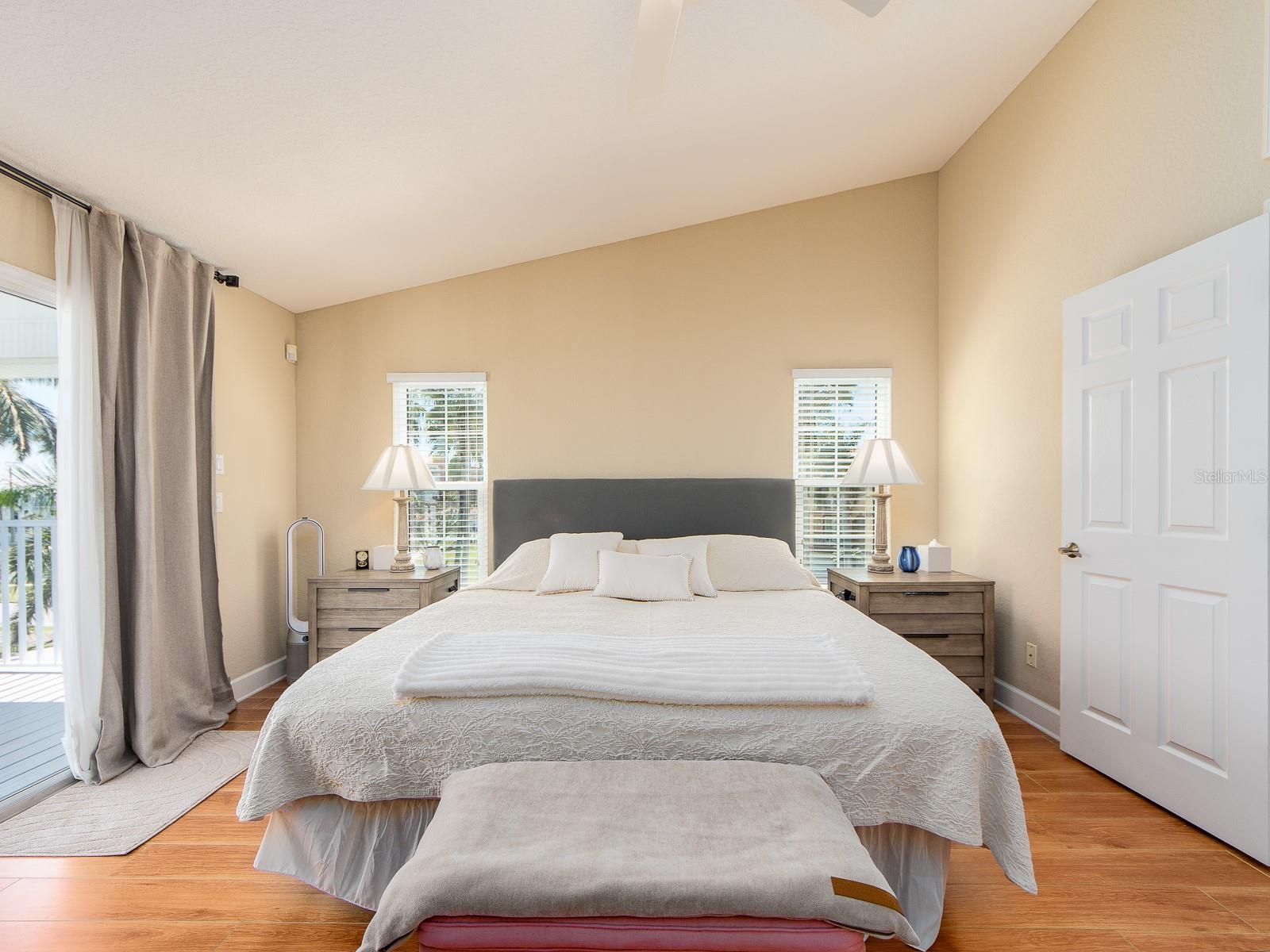 TIDES VILLAGE - YACHT - Residential