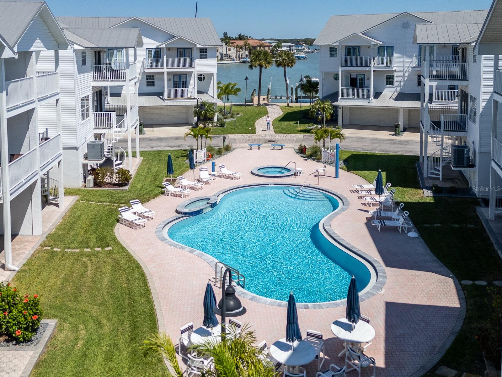 TIDES VILLAGE - YACHT - Residential