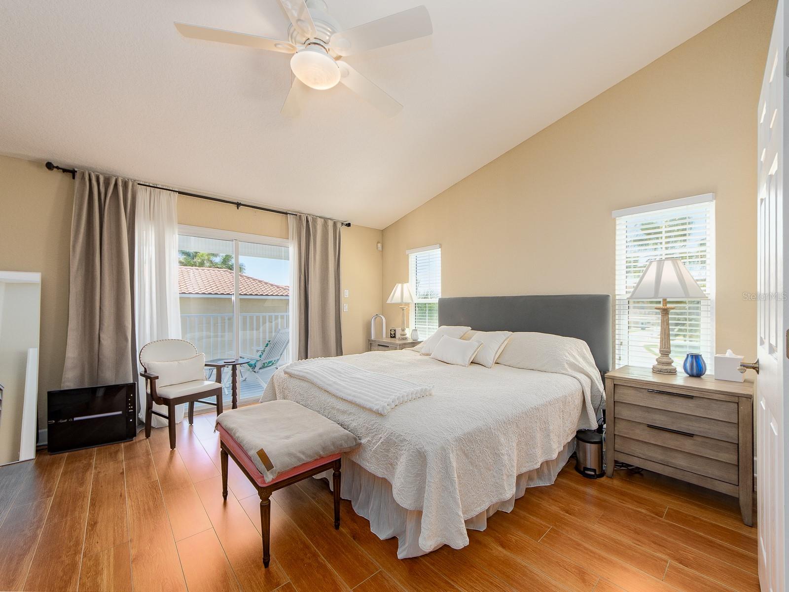 TIDES VILLAGE - YACHT - Residential