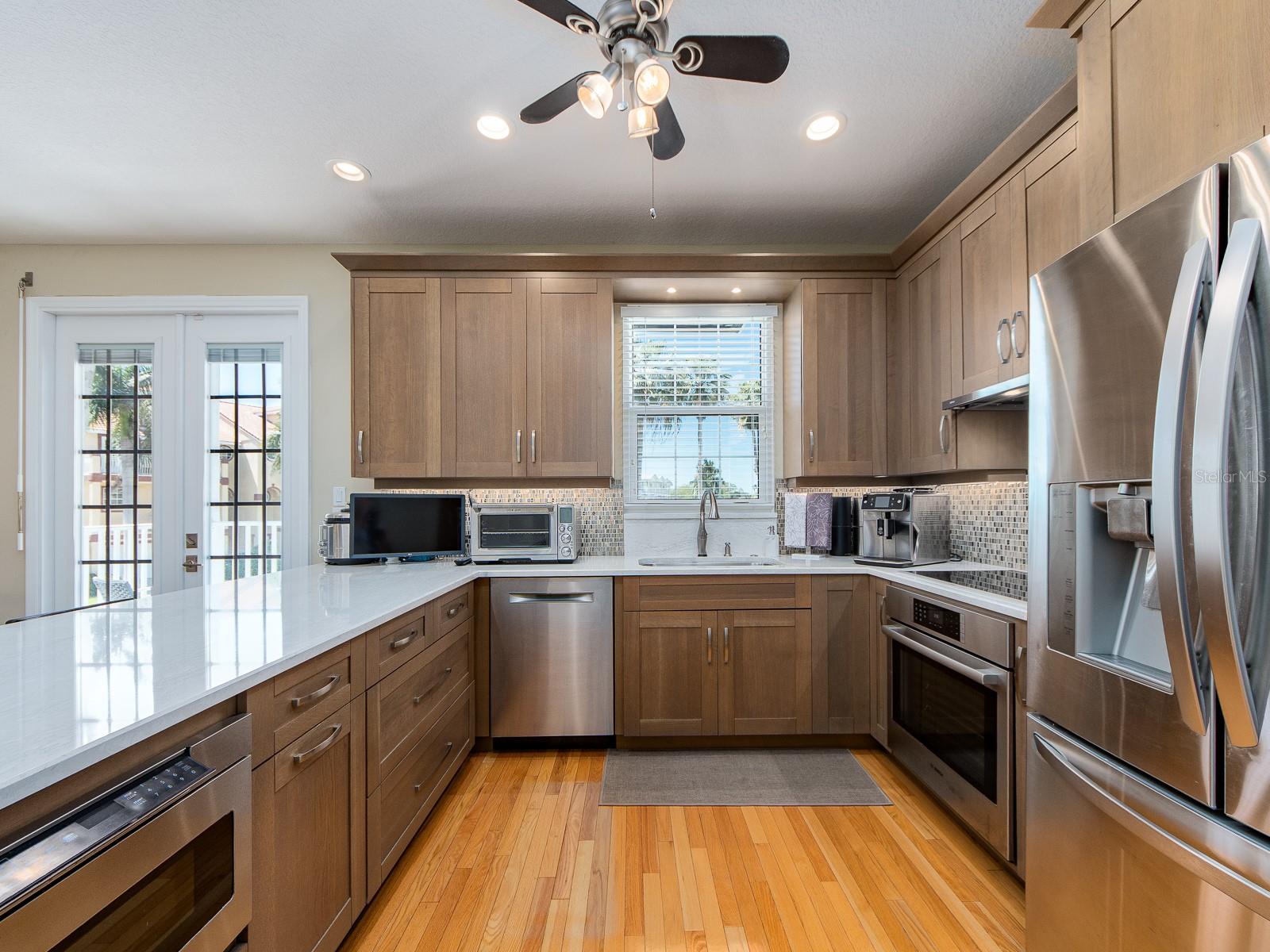 TIDES VILLAGE - YACHT - Residential