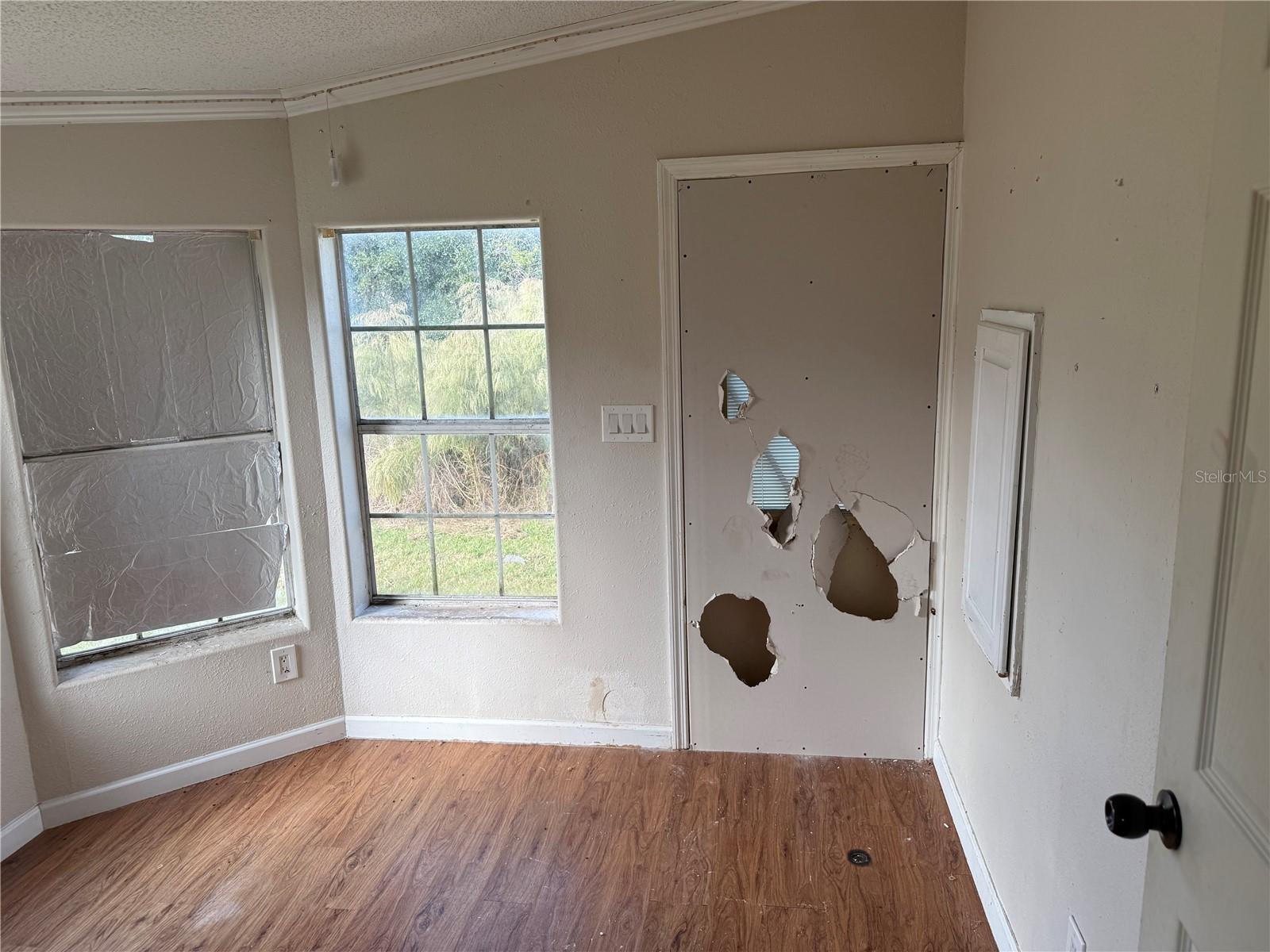 PARADISE COUNTRY ESTATES - Residential