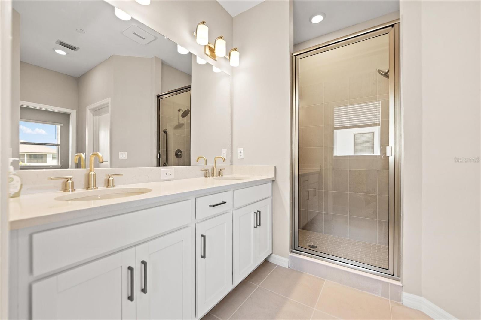 BELLA VIA - Residential