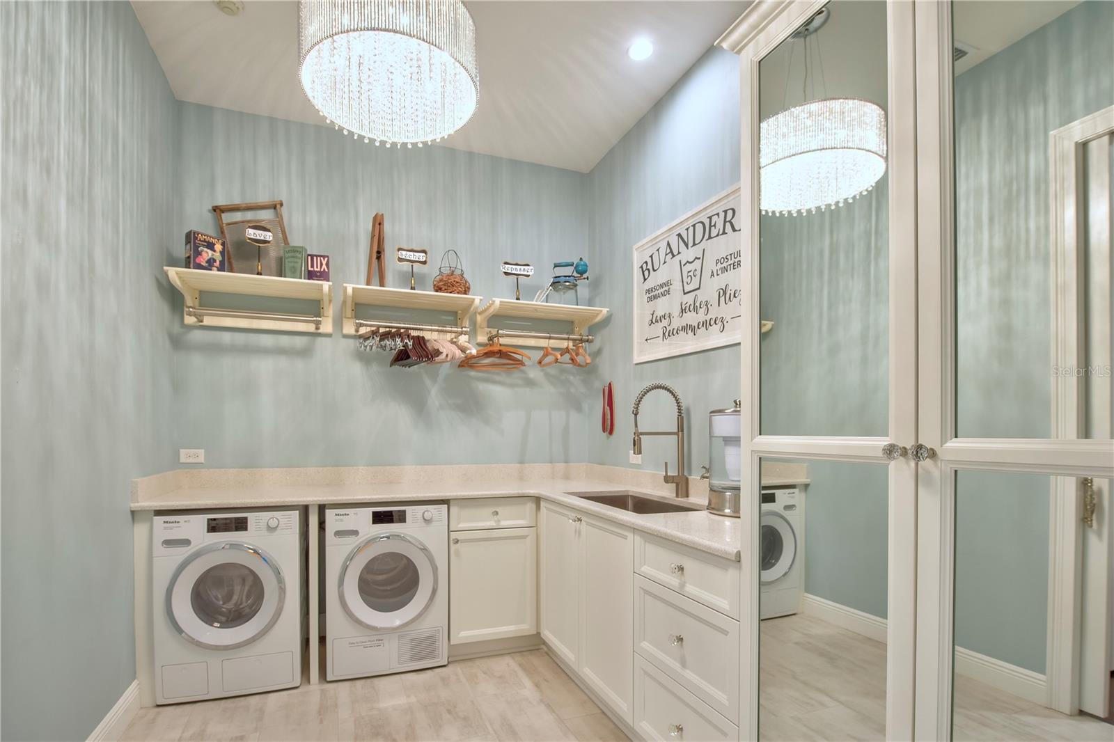 SAVANNA POINTE PH 2 - Residential