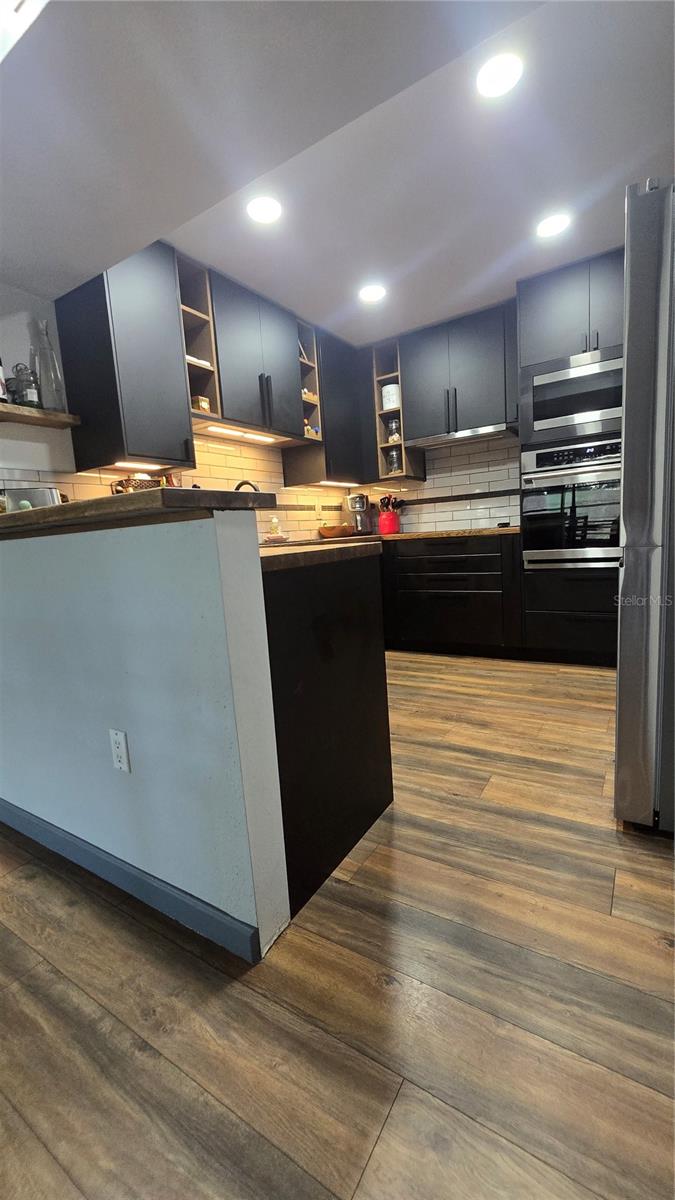 GLENEAGLES I CONDO - Residential