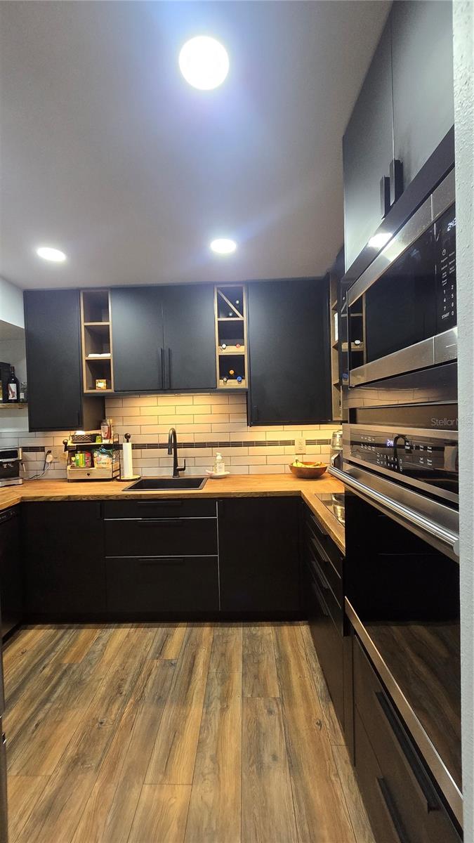 GLENEAGLES I CONDO - Residential