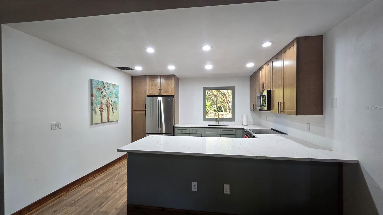 GLENEAGLES I CONDO - Residential