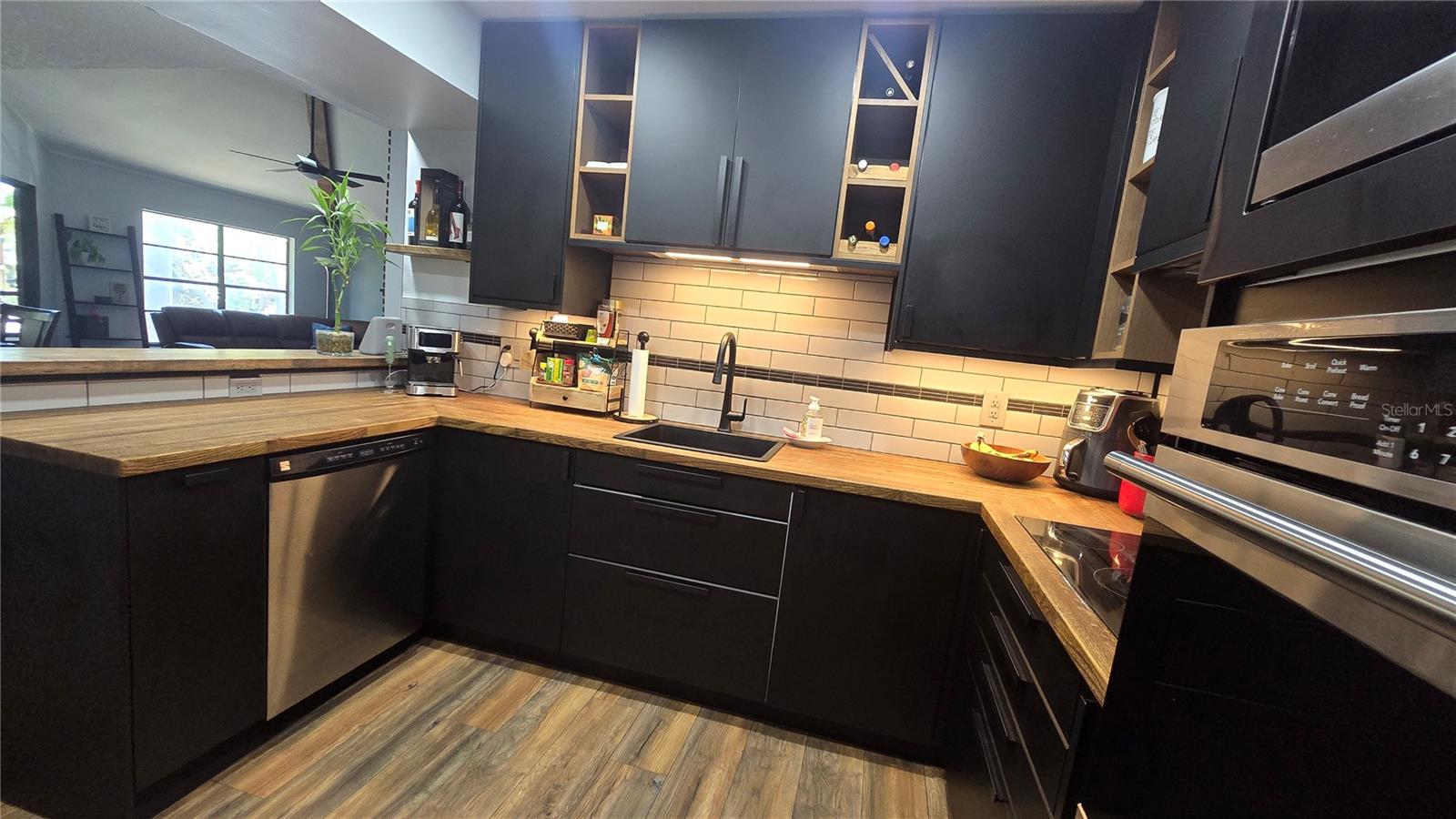 GLENEAGLES I CONDO - Residential