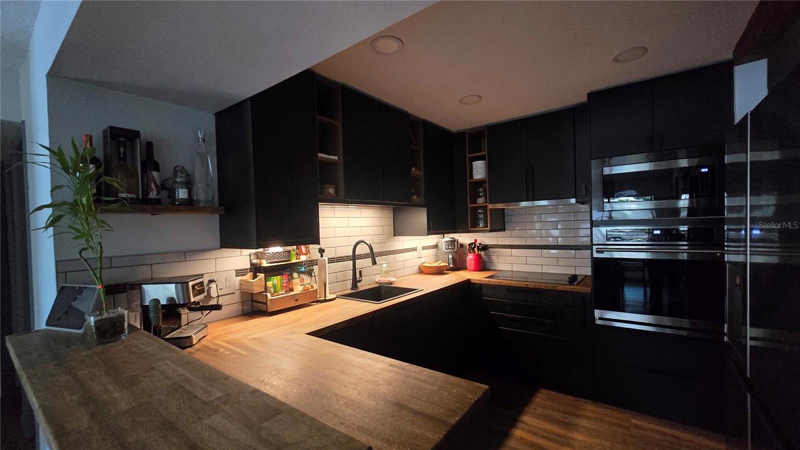 GLENEAGLES I CONDO - Residential