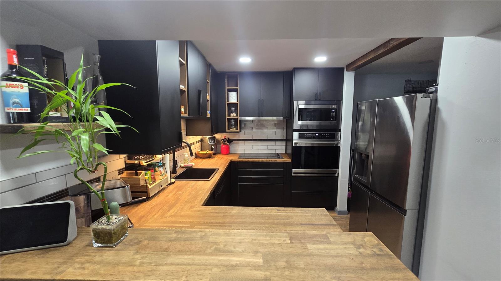GLENEAGLES I CONDO - Residential