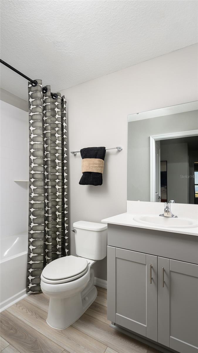 DAVIS LANDING - Residential