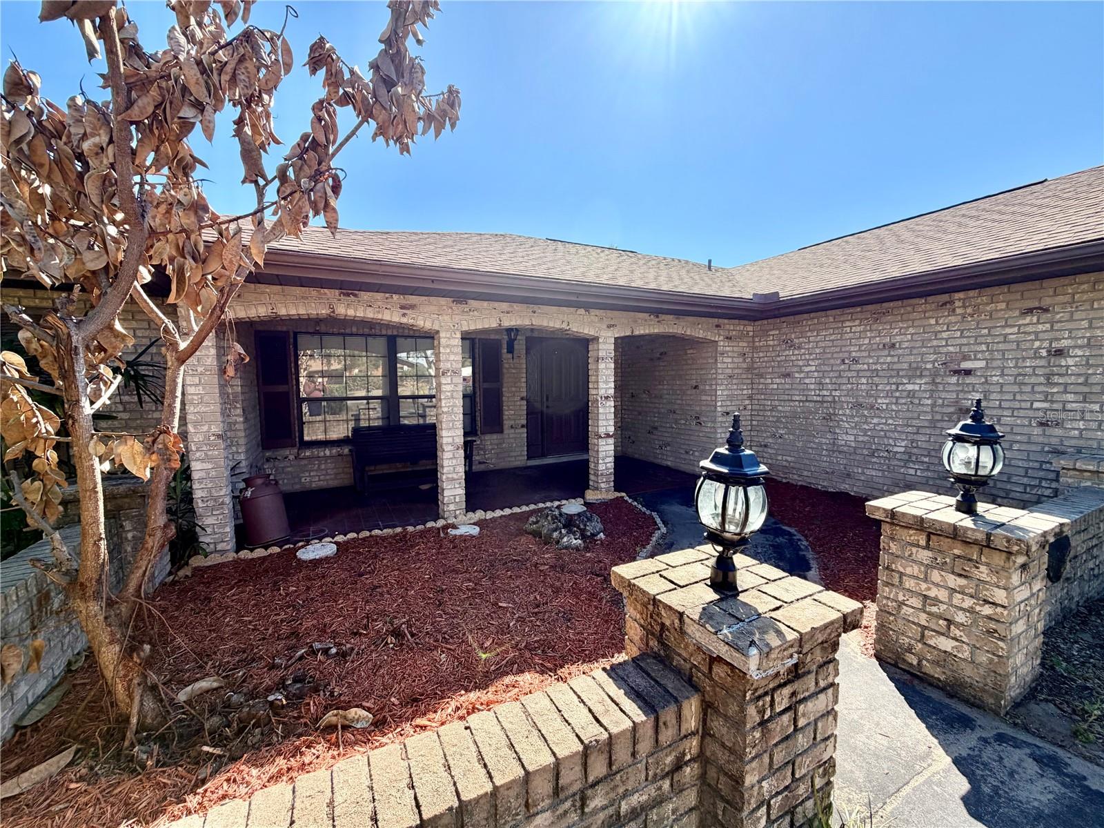 COUNTRY CLUB VIEW SUB - Residential