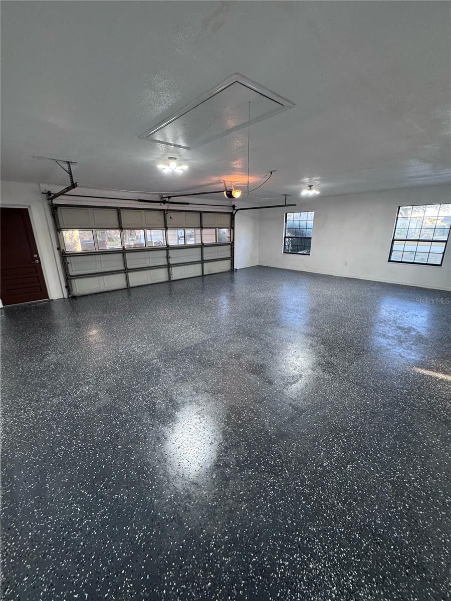 COUNTRY CLUB VIEW SUB - Residential