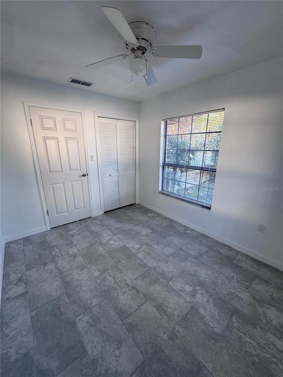 COUNTRY CLUB VIEW SUB - Residential