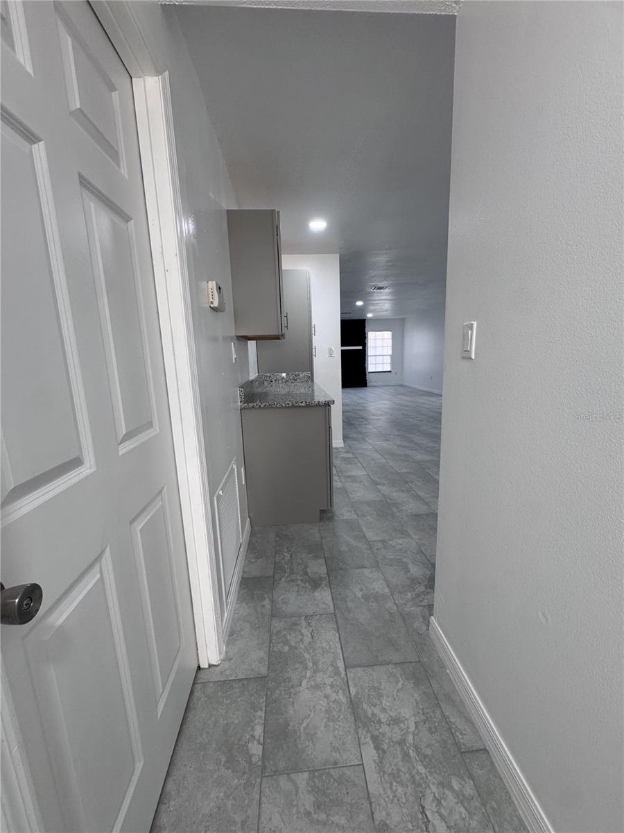 COUNTRY CLUB VIEW SUB - Residential