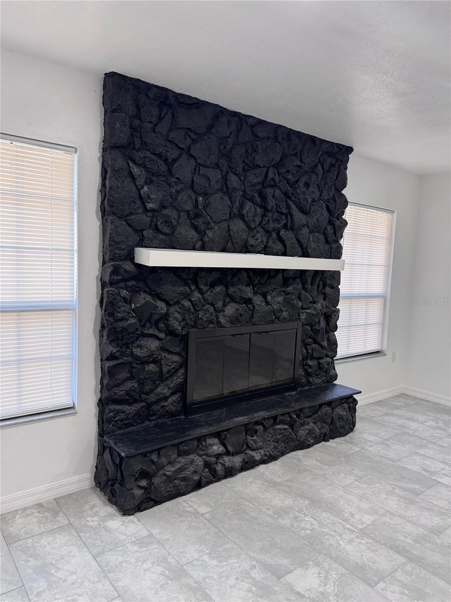 COUNTRY CLUB VIEW SUB - Residential