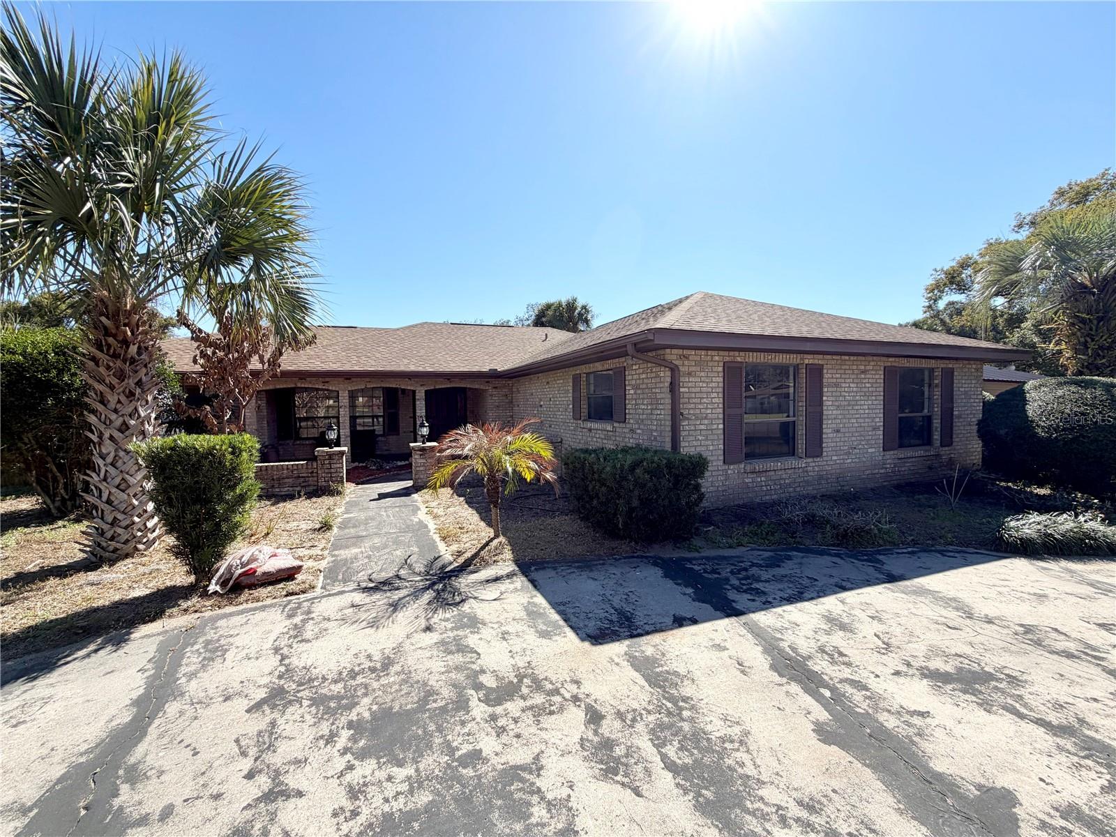 COUNTRY CLUB VIEW SUB - Residential