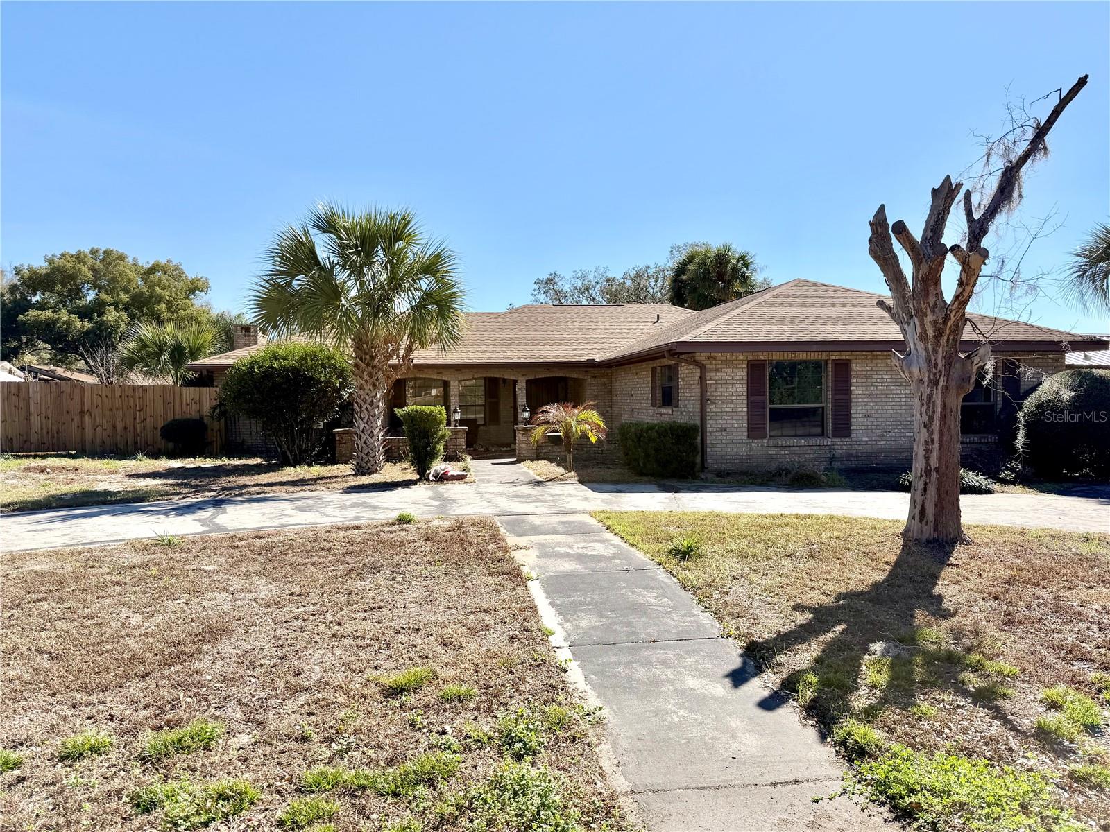 COUNTRY CLUB VIEW SUB - Residential