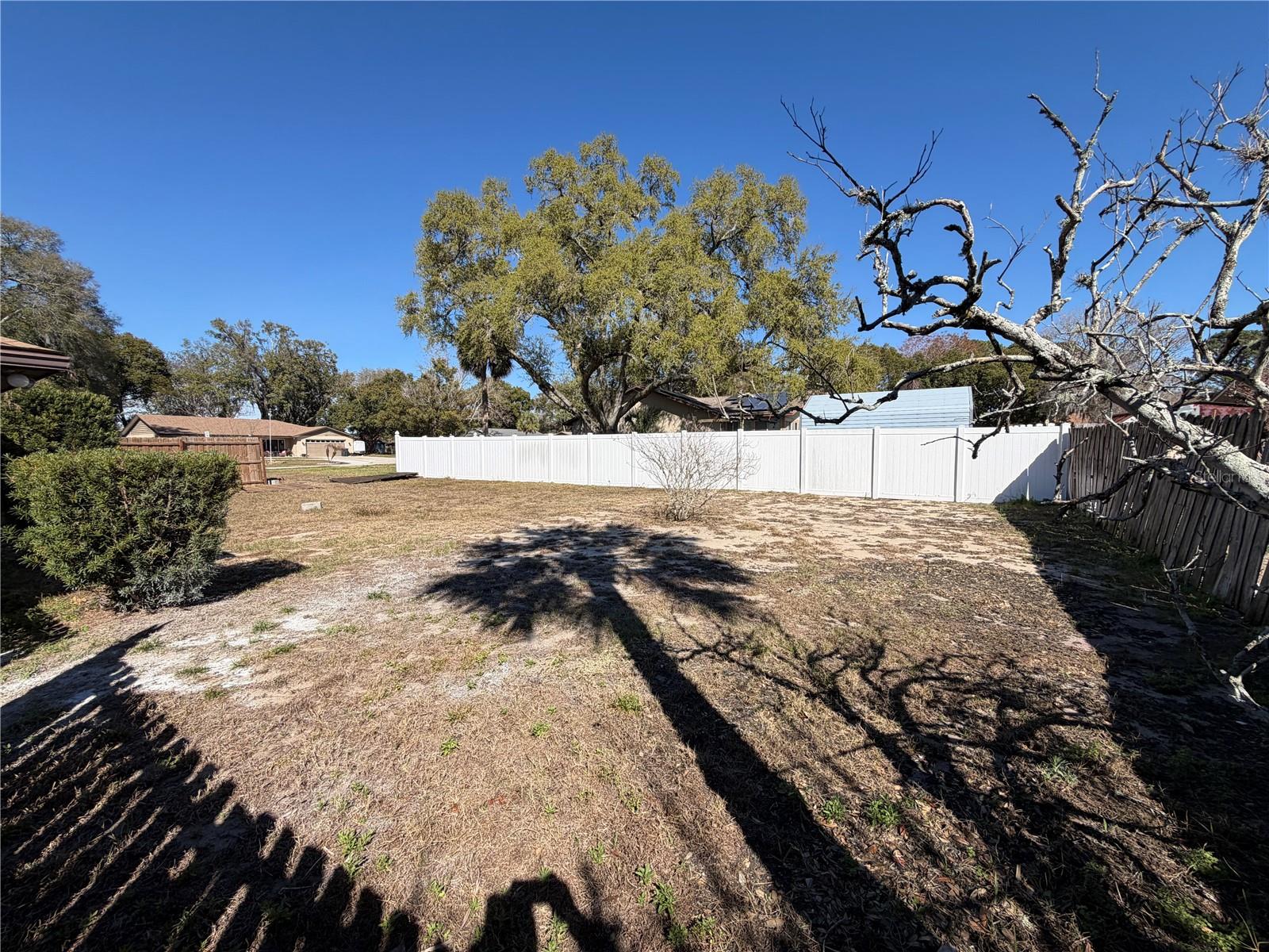 COUNTRY CLUB VIEW SUB - Residential