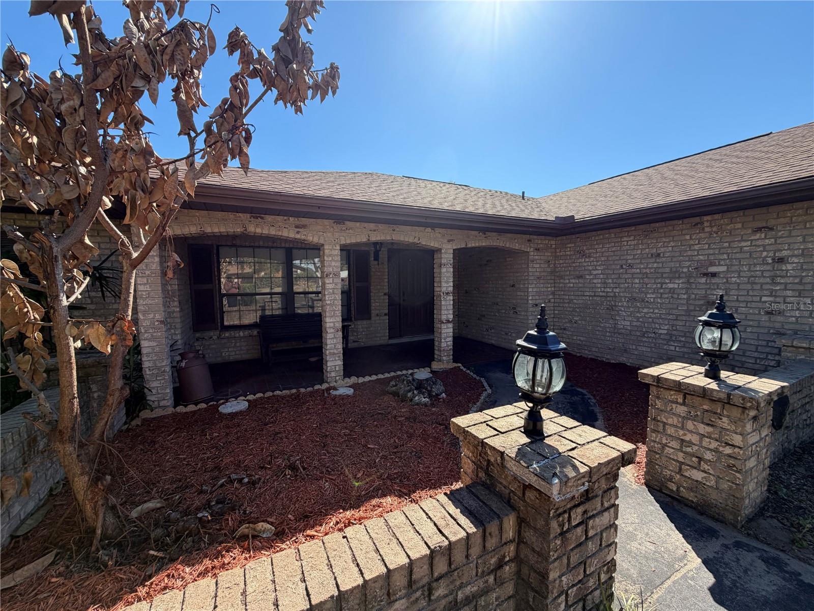 COUNTRY CLUB VIEW SUB - Residential