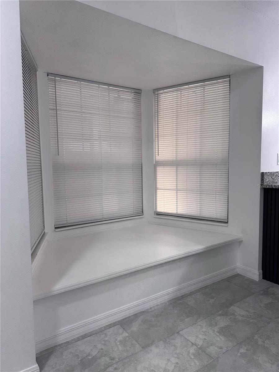 COUNTRY CLUB VIEW SUB - Residential