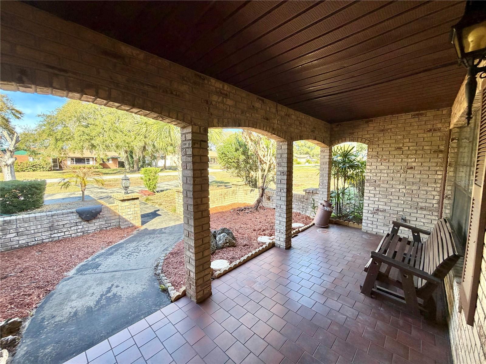 9910 CANTERBURY DRIVE