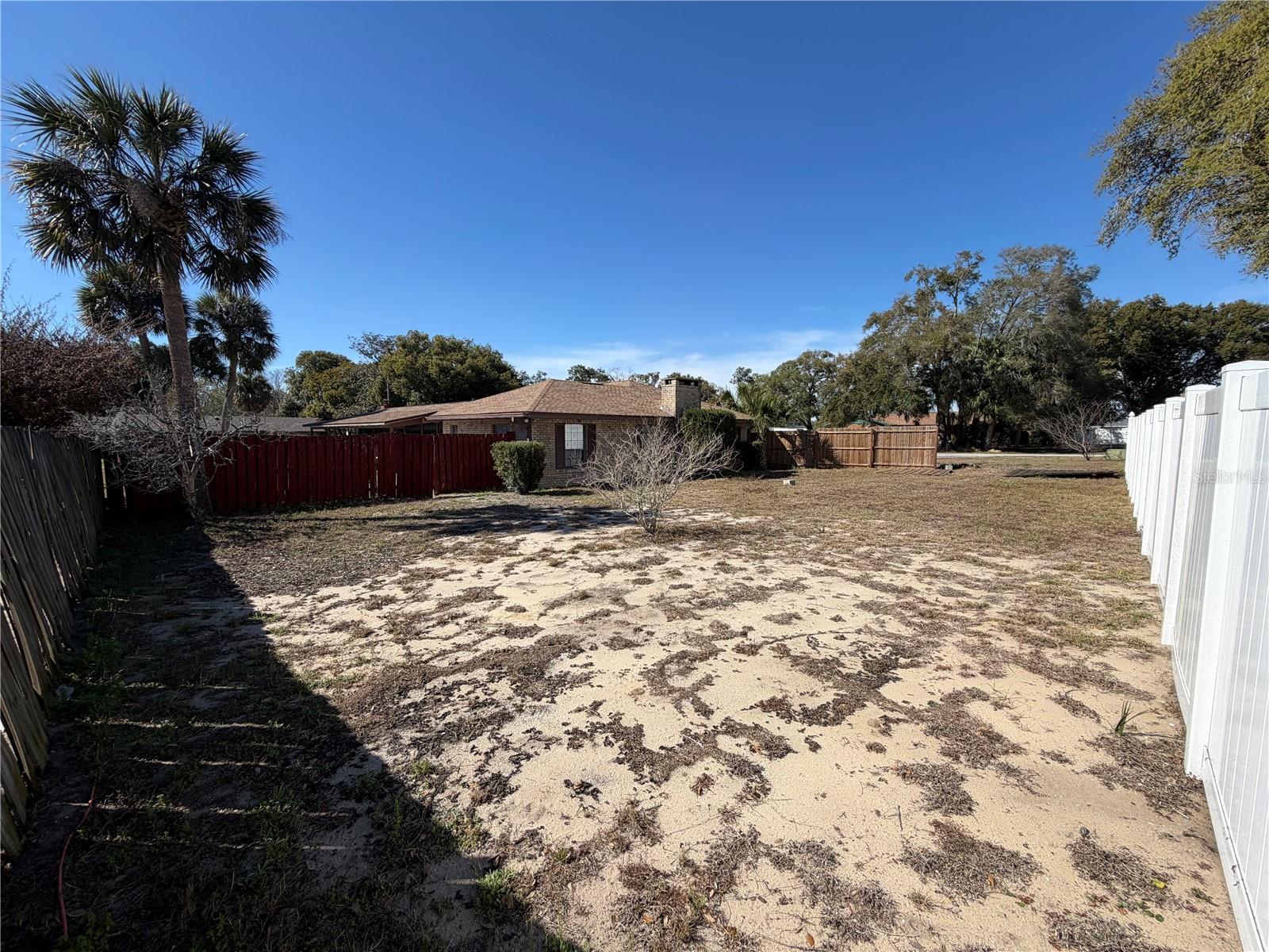 COUNTRY CLUB VIEW SUB - Residential