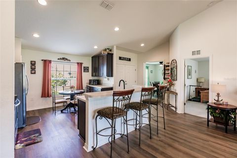 A home in WINTER HAVEN